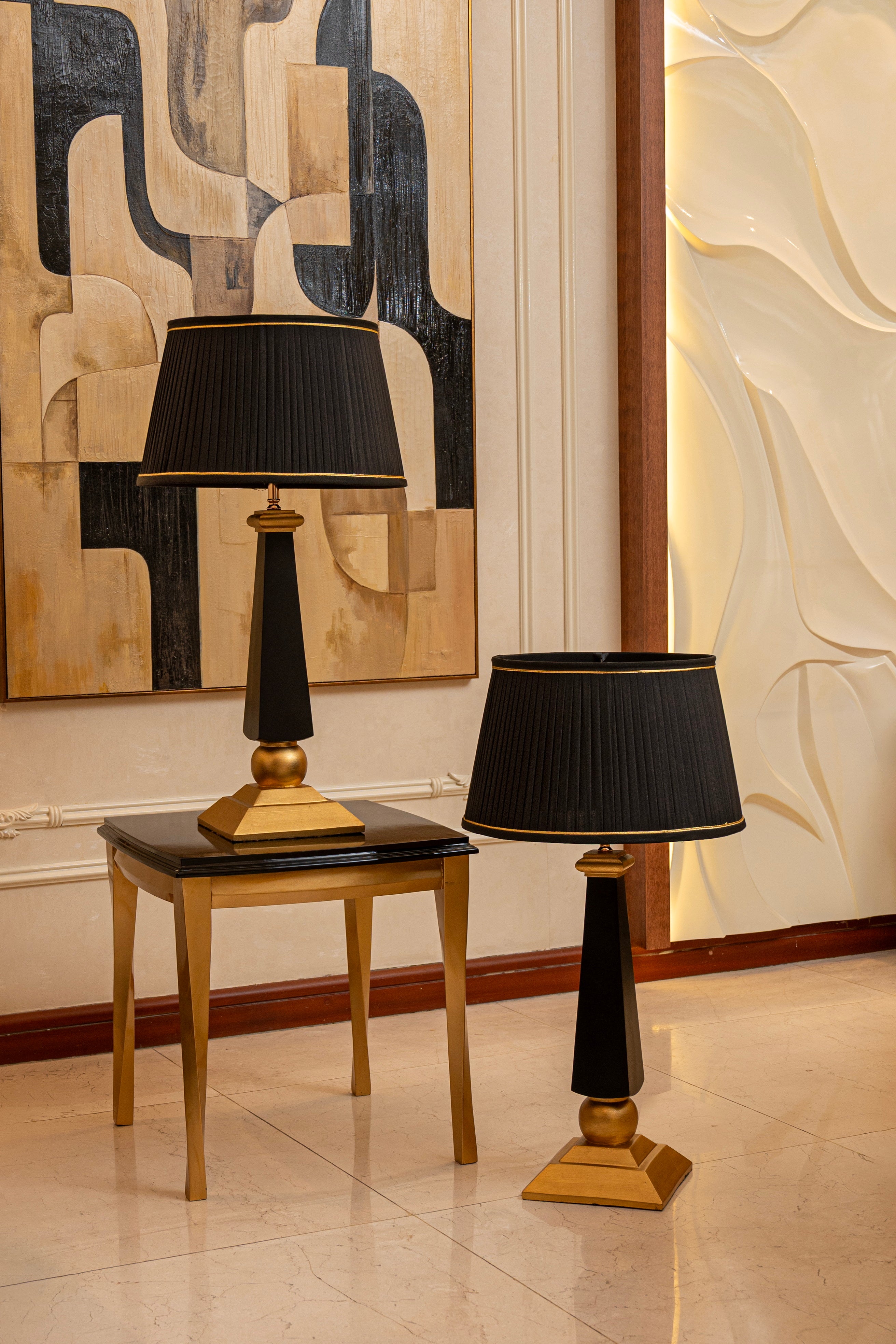 Royal Noir Trendy Table Lamp - Black & Golden