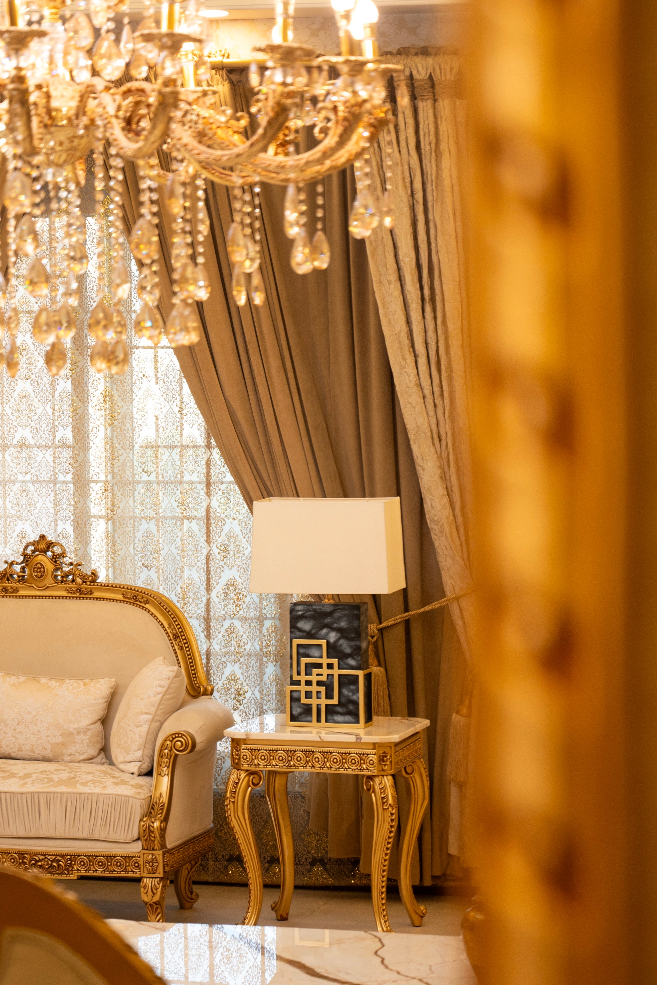 Noir Geometry Black Marble & Gold Geometric Accent Table Lamp