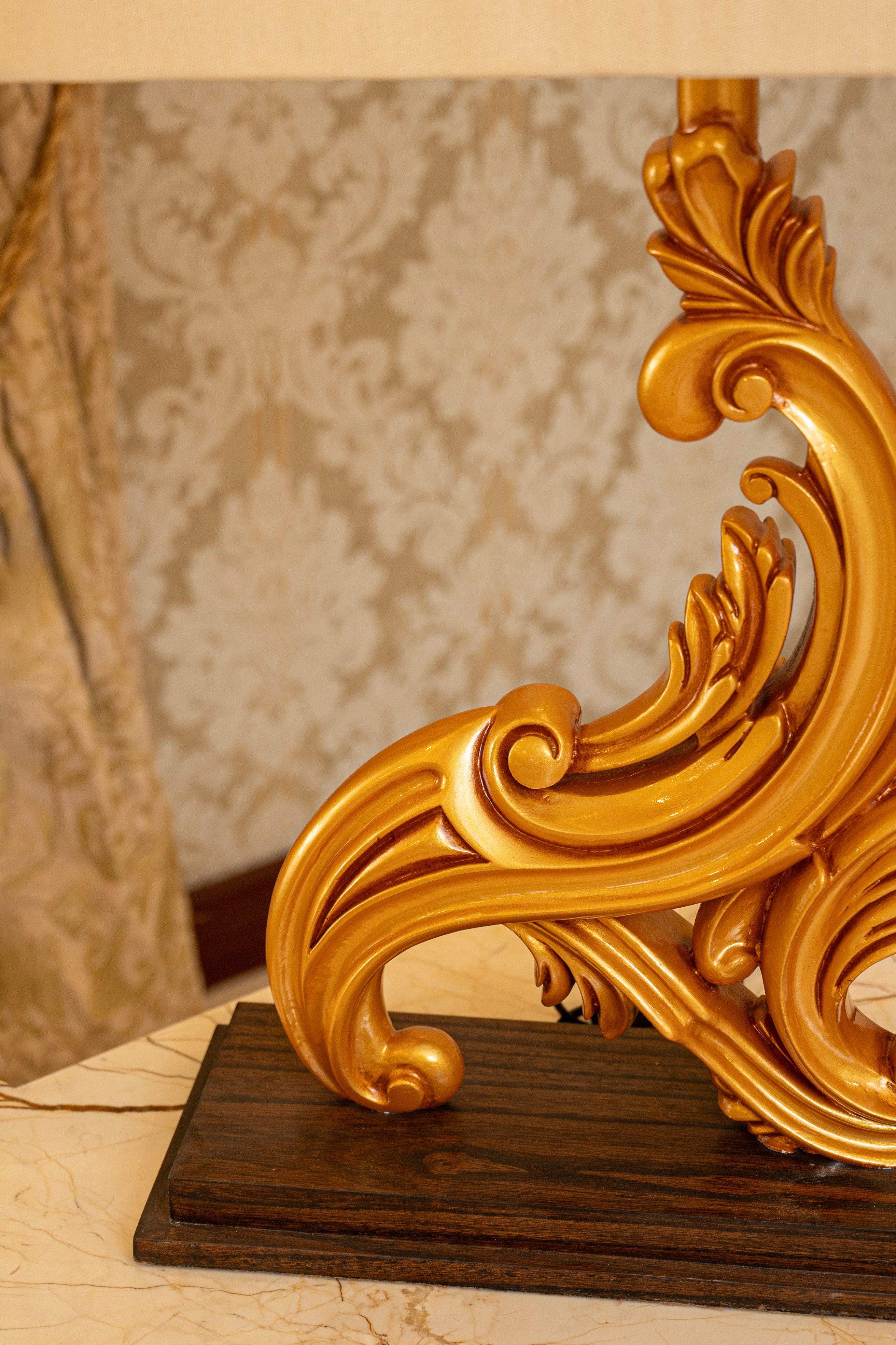 Baroque Glow Luxury Gold Swirl Table Lamp